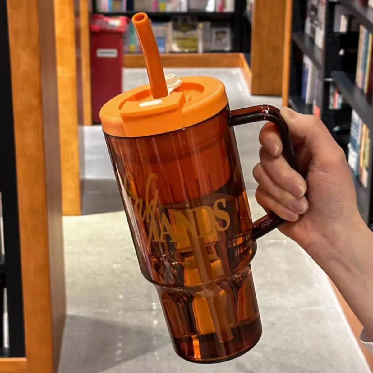 Tomatodo Shake Hands color naranja portátil