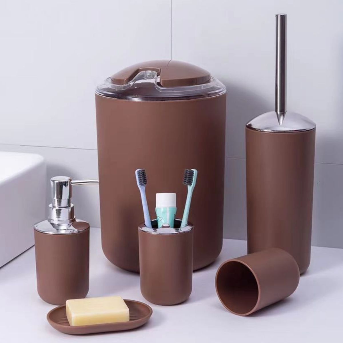 Set de Baño Bali de 6 Piezas con Detalles Cromados
