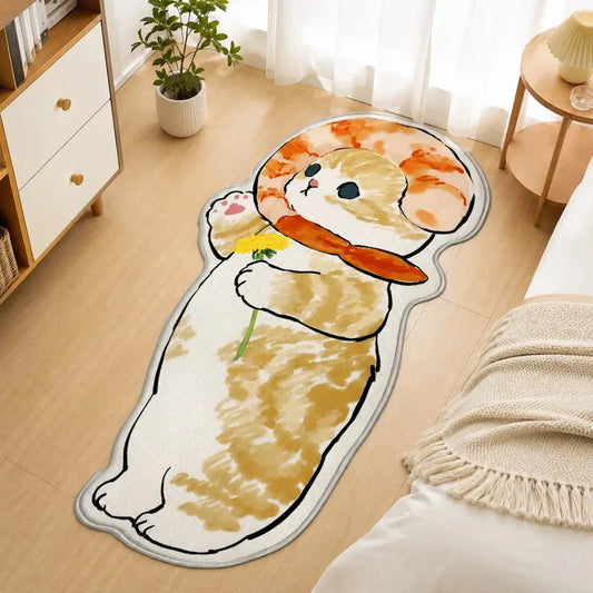 Alfombra de gato con mochila naranja colocada junto a la cama en dormitorio