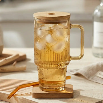 Taza de Vidrio Tornasol con Tapa de Bambú y Sorbete Praga