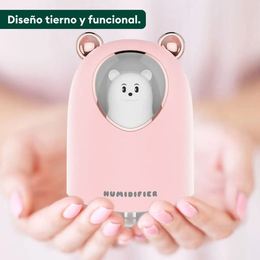 Detalle del diseño tierno del humidificador en forma de oso